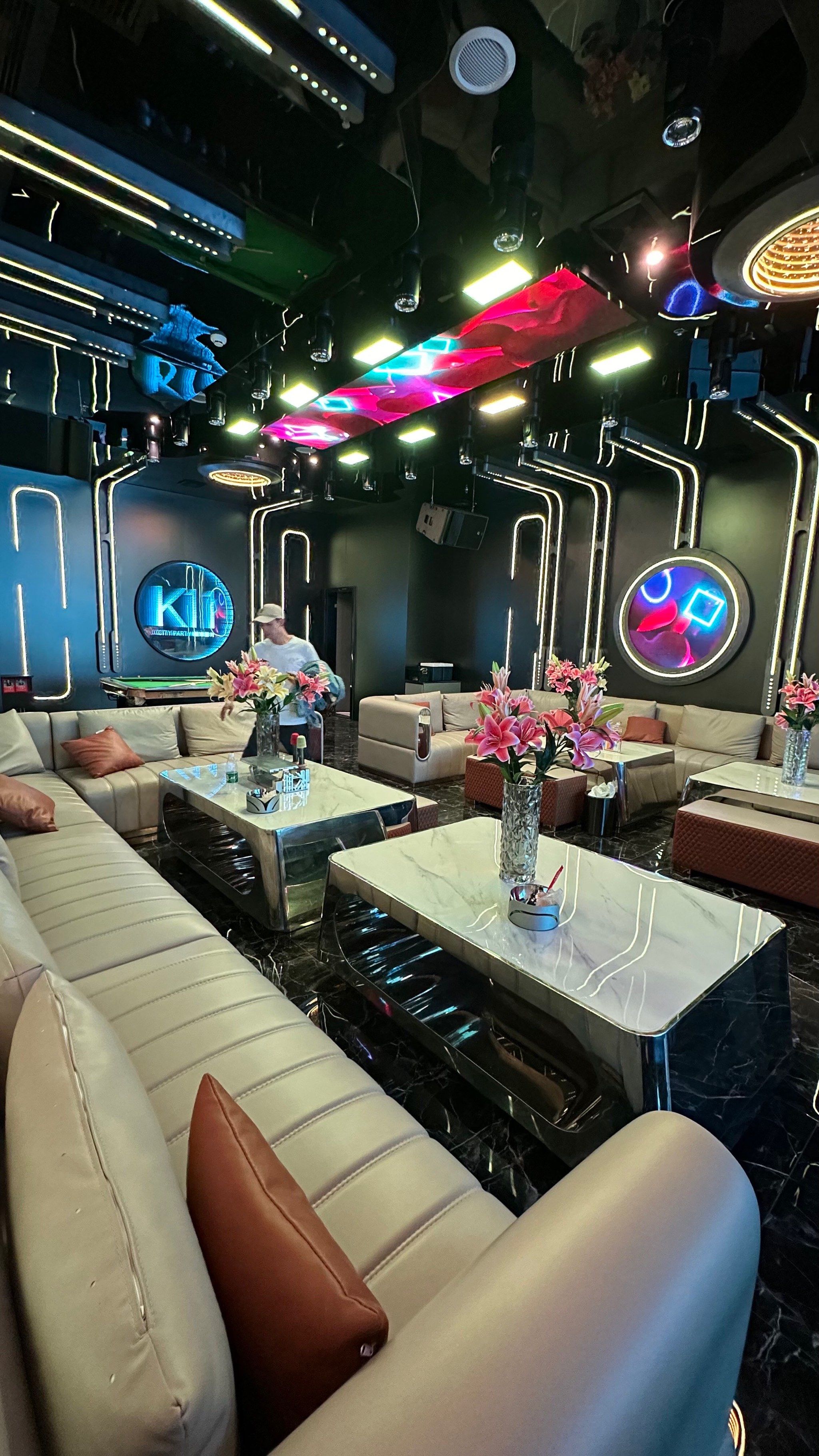 沈阳商务ktv高效商务ktv预订指南-铁西区ktv预订